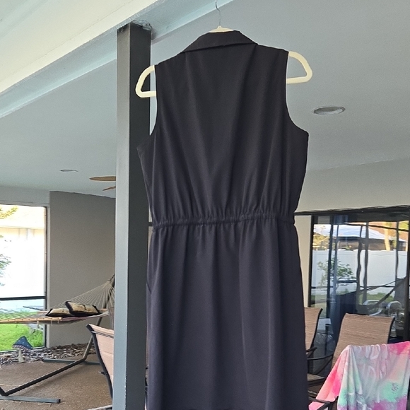 Calvin Klein Black Sleeveless Sheath Dress With Collar - Picture 6 of 9